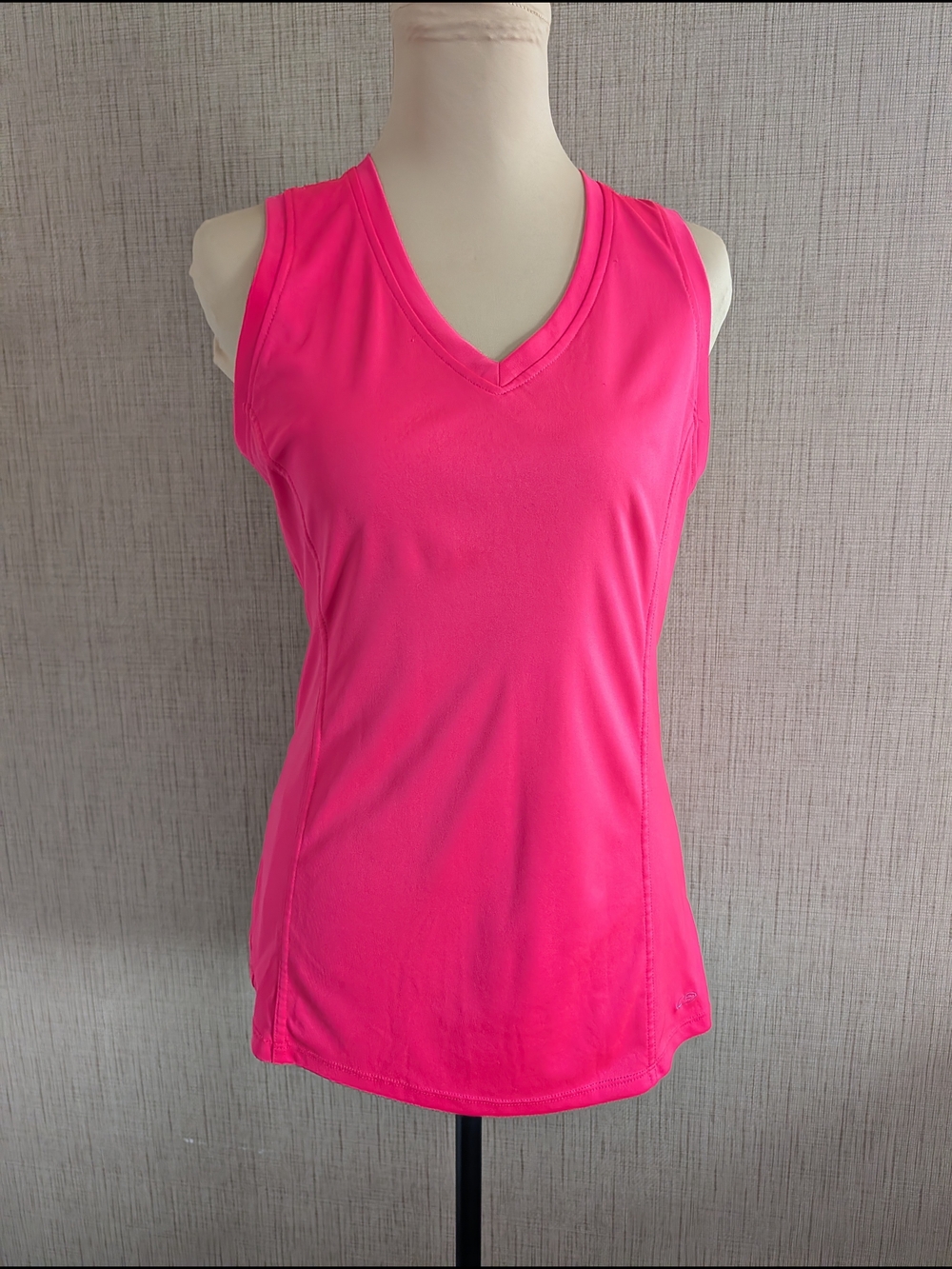 C9 by Champion Neon Pink V-Neck Performance Tank